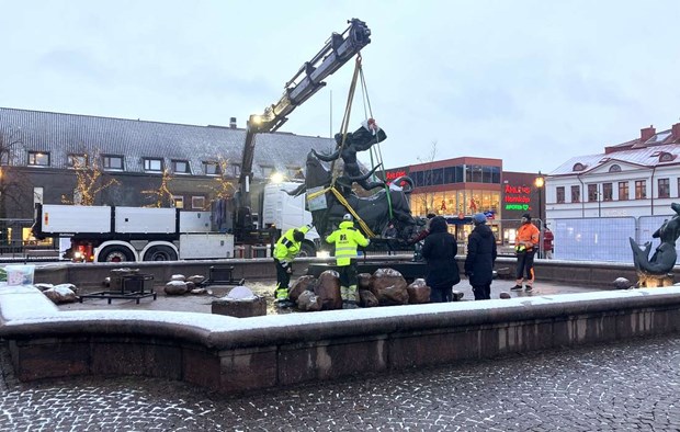 På återseende – stadens ikon får välförtjänt vård På återseende – stadens ikon får välförtjänt vård