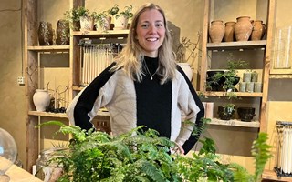 Från garaget i Skummeslöv till butik i Halmstad