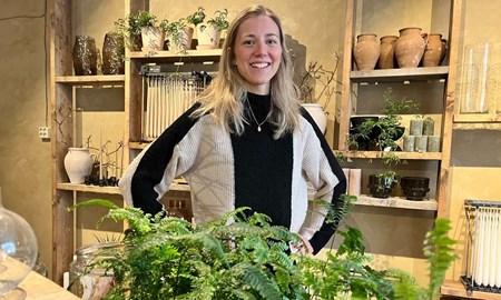 Från garaget i Skummeslöv till butik i Halmstad