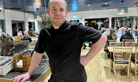 Svart blir grönt när Daniel plussar på lunchrestaurang